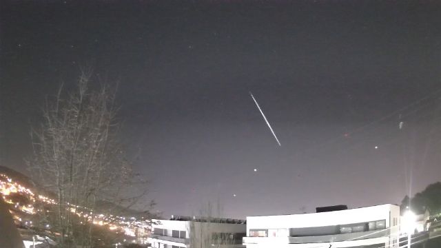 AMS211 meteor