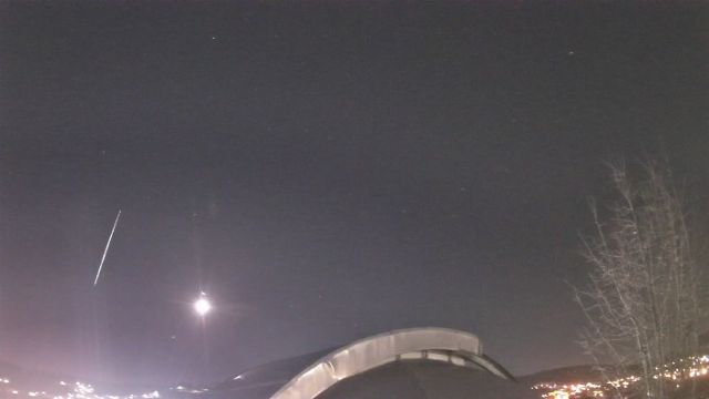 AMS211 meteor