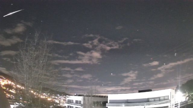 AMS211 meteor