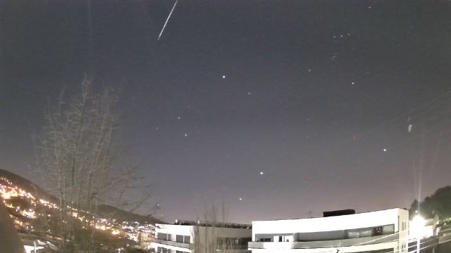 AMS211 meteor