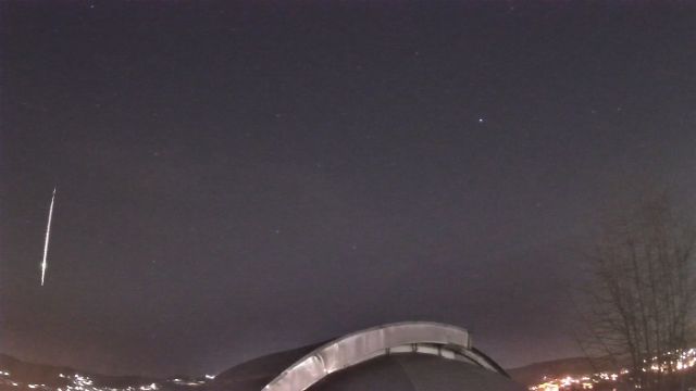 AMS211 meteor