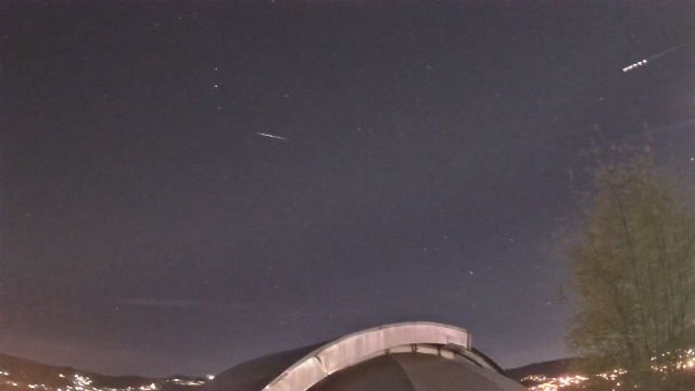 AMS211 meteor