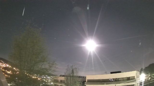 AMS211 meteor