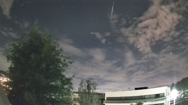 AMS211 meteor