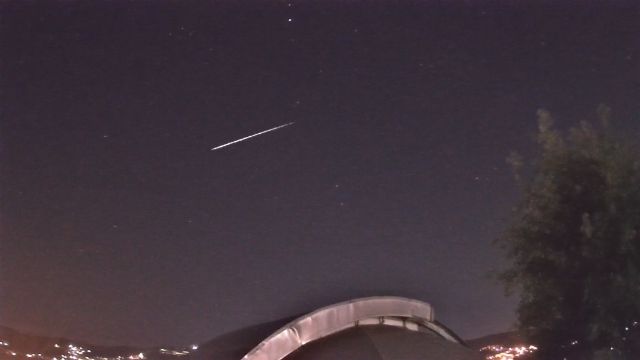 AMS211 meteor