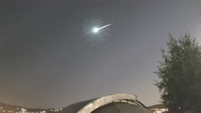 AMS211 meteor