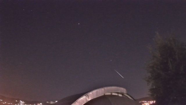 AMS211 meteor