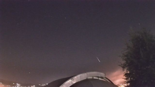 AMS211 meteor