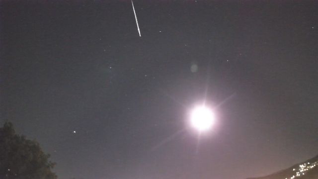 AMS211 meteor