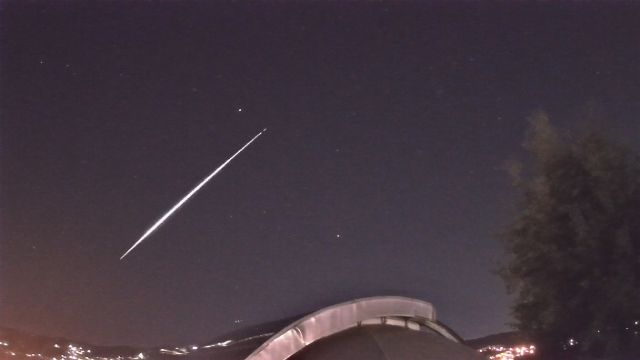 AMS211 meteor