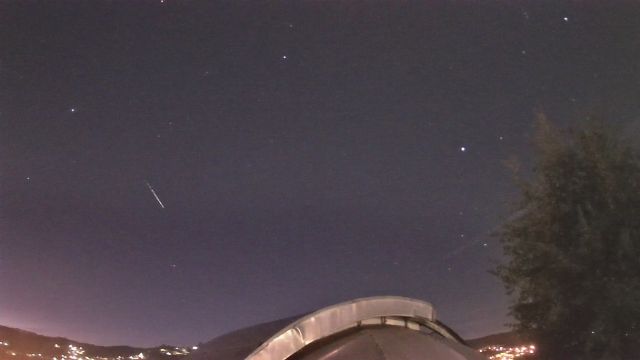 AMS211 meteor