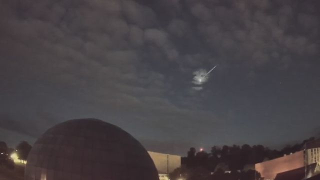 AMS213 meteor