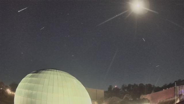 AMS213 meteor