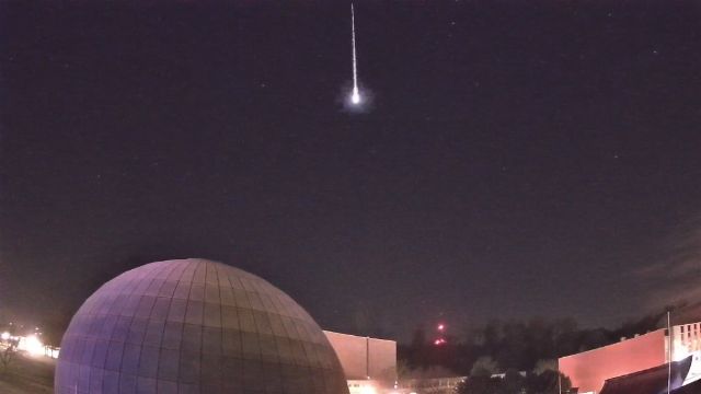 AMS213 meteor