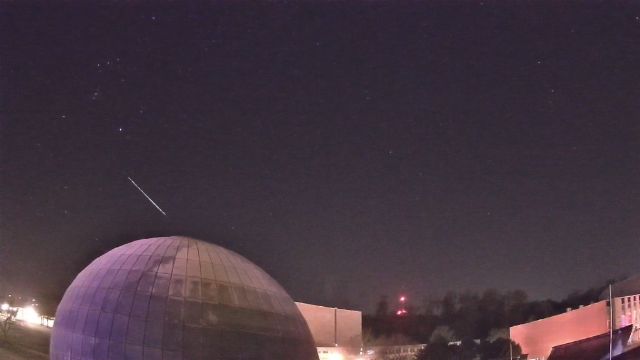 AMS213 meteor