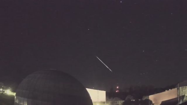 AMS213 meteor