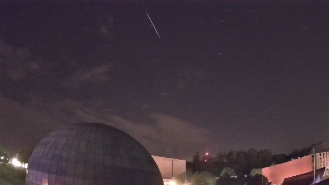 AMS213 meteor