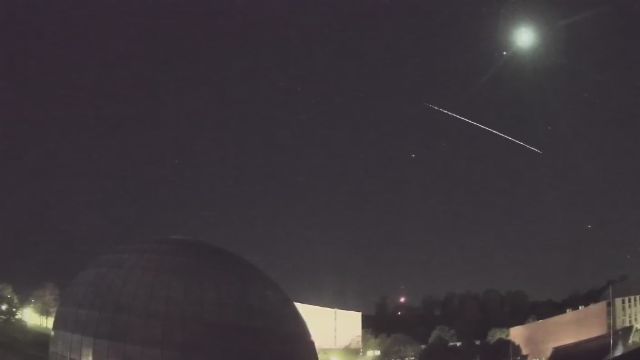 AMS213 meteor