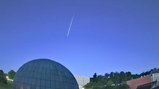 AMS213 meteor