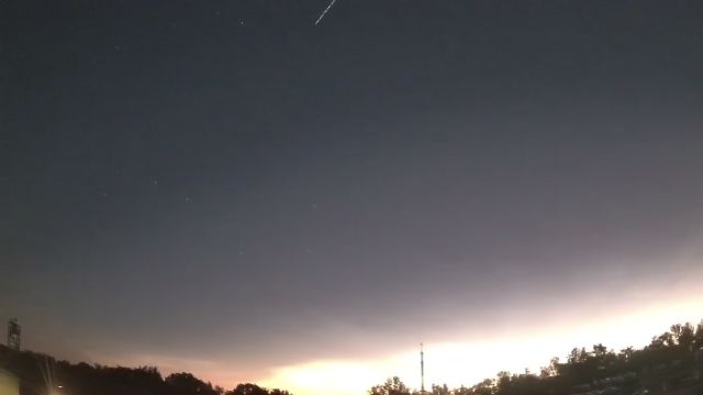 AMS22 meteor