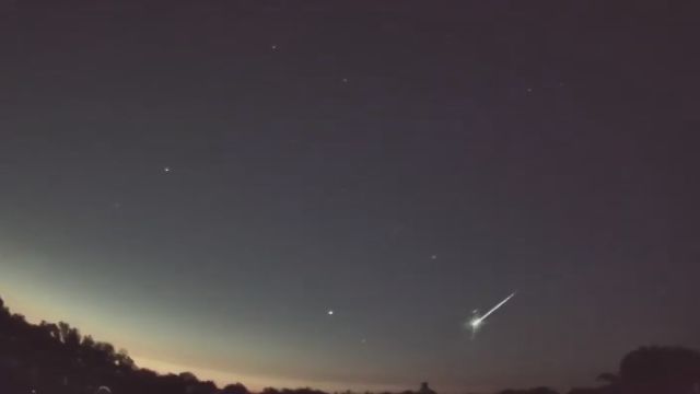 AMS22 meteor