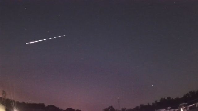 AMS22 meteor