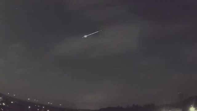 AMS22 meteor