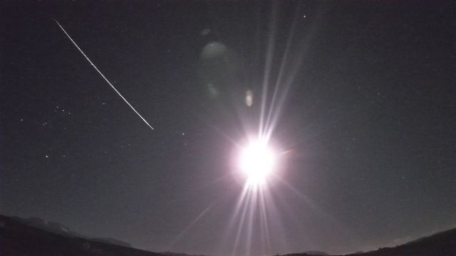 AMS221 meteor