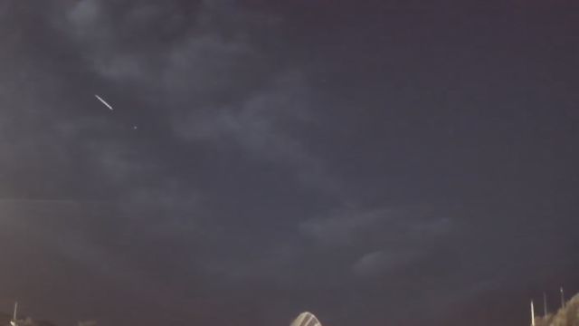 AMS242 meteor