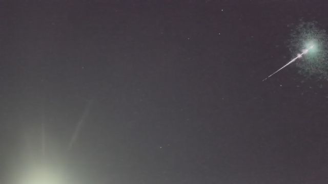 AMS242 meteor