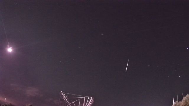 AMS242 meteor
