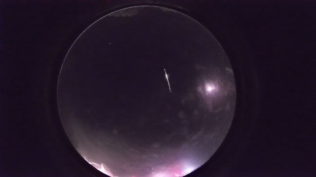 AMS242 meteor
