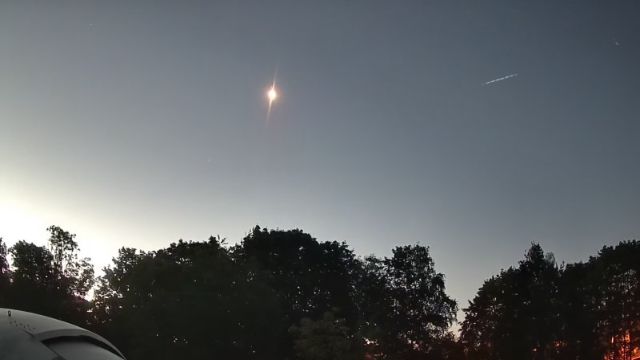 AMS250 meteor