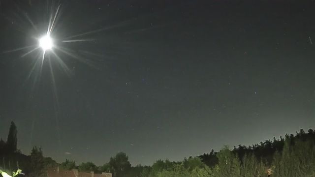 AMS250 meteor