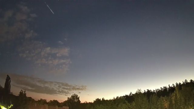 AMS250 meteor