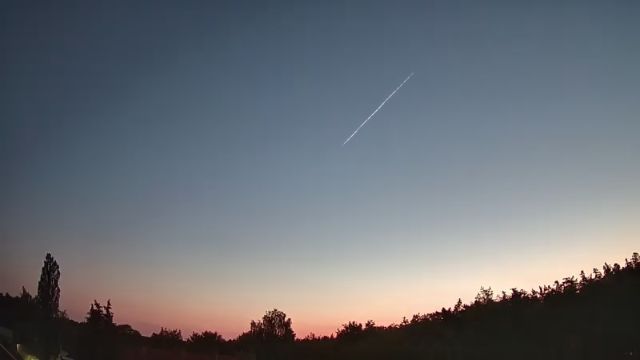 AMS250 meteor