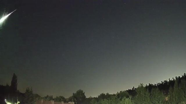 AMS250 meteor