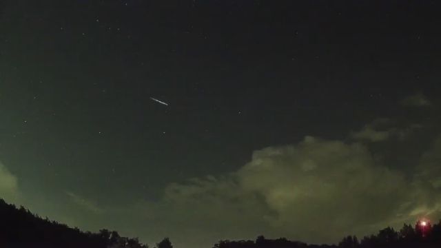 AMS250 meteor