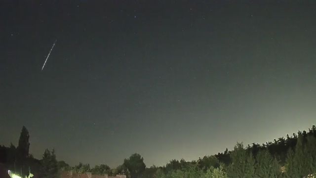 AMS250 meteor
