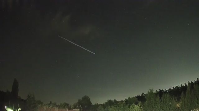 AMS250 meteor