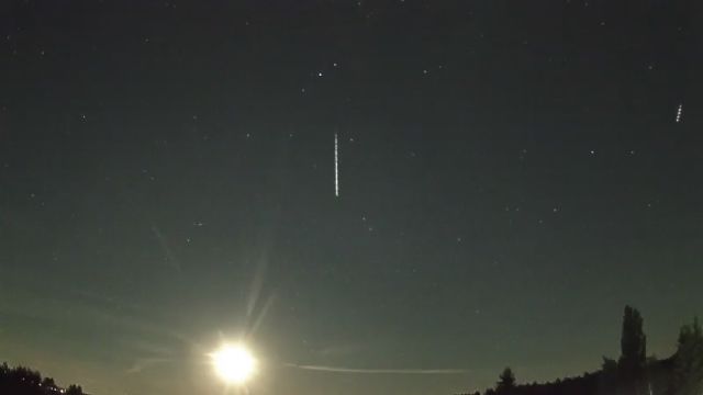 AMS250 meteor