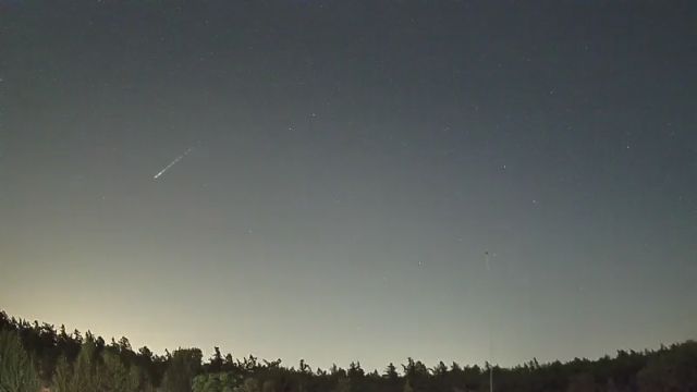 AMS250 meteor