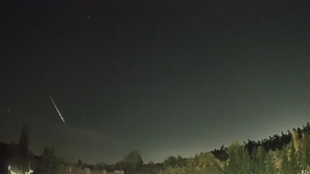 AMS250 meteor