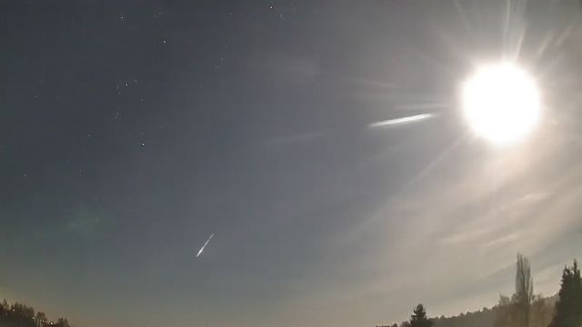 AMS250 meteor