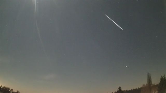 AMS250 meteor