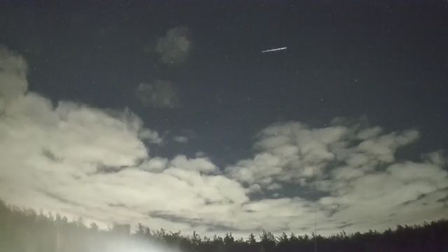 AMS250 meteor