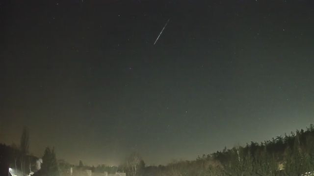 AMS250 meteor