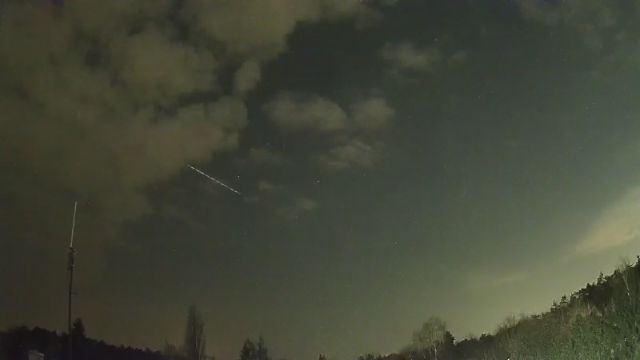 AMS250 meteor