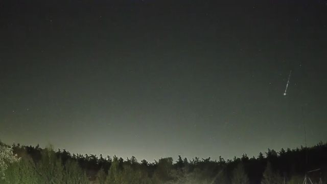 AMS250 meteor