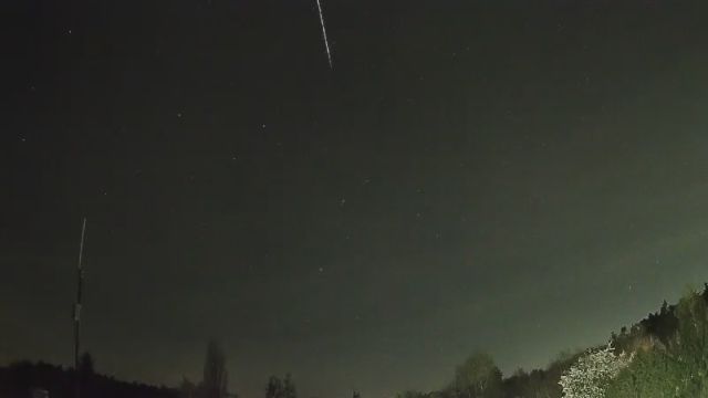 AMS250 meteor